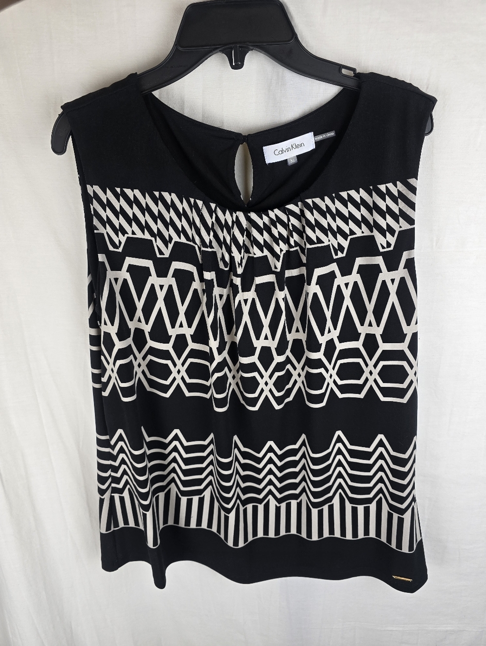 Calvin Klein Black and Cream Geometric Sleeveless Shirt Sz XL